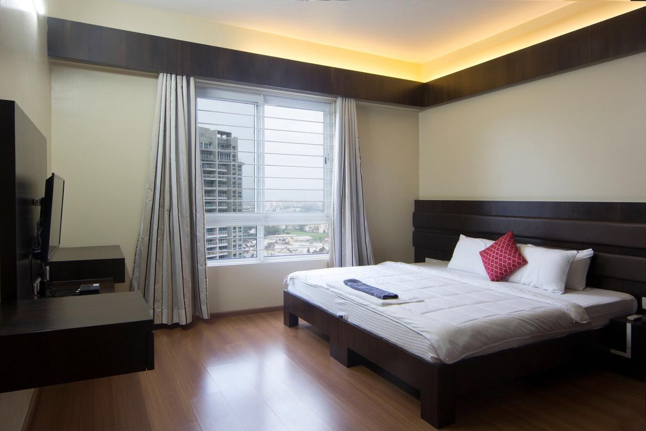 مبيت وإفطار بونة Amanora Park Town المظهر الخارجي الصورة